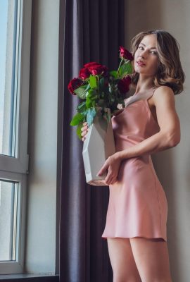 Hilary C – Bunga Pagi (112P)