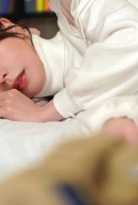 Kiho Osaka: Tanpa sadar tergoda oleh teman wanita yang memiliki pacar yang datang menginap setiap hari, dia tidak bisa mengumpulkan keberanian untuk hidup… (21P)