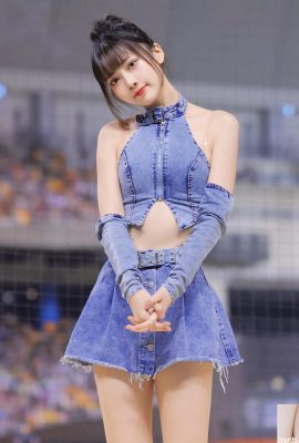 Mata “Yi Chen” yang dalam, besar, dan seksi akan menggoda hatimu (10P)