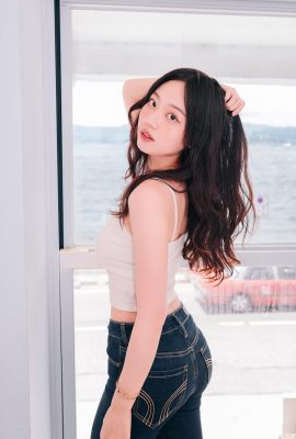 “Bai Mengxian” penuh godaan dengan penampilannya yang halus dan kulitnya yang putih dan lembut (10P)
