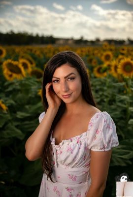 (Suicide Girls) 21 Juli 2025 – Siennabreeze – Genit Di Bunga (54P)