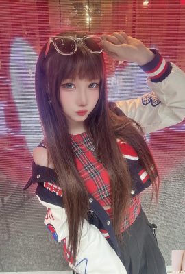 “Alpha Afa” memiliki wajah yang menawan, mata yang dalam dan tajam, dan kepanasannya mencapai langit (10P)