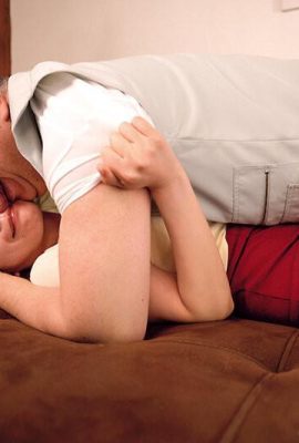 Nami Togawa: Ayah mertuaku, yang begitu menjijikkan hingga aku sangat membencinya, terus membuatku cum… (21P)