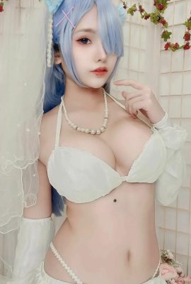 Si kecil cosplay Pengantin Rem – ReZero (35P)