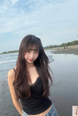 “Xu Ci”, gadis manis bermata besar memamerkan sosok baiknya untuk merayumu (10P)