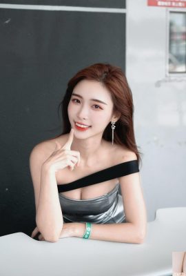 “Qiu Shushu” memiliki wajah yang manis, mata berair, dan mata yang sangat menarik perhatian (10P)