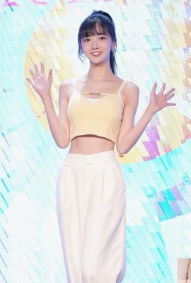 “Yi Chen” memiliki senyuman manis dengan kekuatan luar biasa dan fitur wajah menawan yang akan membuat Anda kehilangan jiwa (10P)