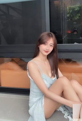 “Xu Yahan” memiliki mata berair besar yang bisa mengeluarkan cairan dan membuat orang terpesona (10P)