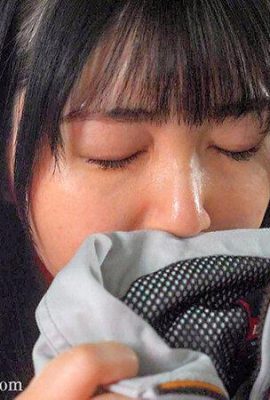 Shinshiro Fuwari: Seorang siswi paruh baya yang terobsesi dengan penis dimulai dengan masturbasi kepada pria yang telah lama dicintainya… (21P)