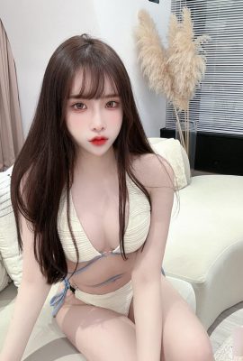 Penampilan glamor dan sosok seksi “Su yun Jun” sangat menarik perhatian (10P)