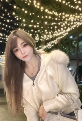 “Zhen’er” memiliki wajah yang cantik…pesona tubuh montoknya tak tertahankan (10P)