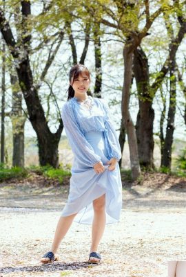 (Mochizuki Yuki) Tubuh putih lembut dan payudaranya terbuka penuh dan matanya cerah (32P)