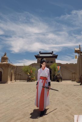 Nnian – Qingsi Jue muncul sebagai model Nnian (78P)