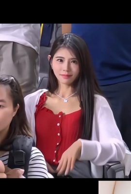 Menari dan mendukung di stadion! Rambut hitam panjang Lu Xiaoqing menunjukkan vitalitasnya (13P)