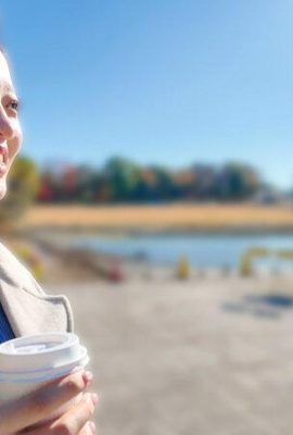 Miku Arima White Cum Menelan File003 Seorang wanita kantoran berdada yang tinggal di rumah yang ditipu menunjukkannya kepada pacarnya… (18P)